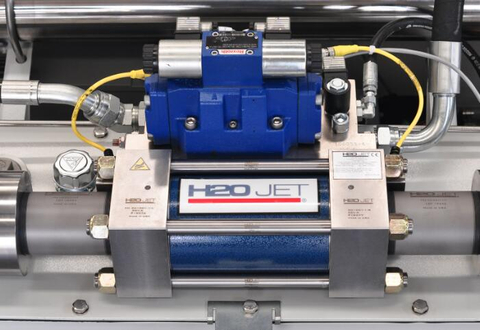 Pompe de machine de découpe au jet d'eau KMT